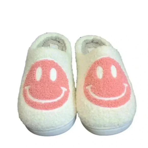 MIA Women's Faux Sherpa Slippers - Picture 1 of 9